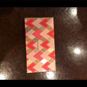 Sephora matte metallic eyeshadow Pallet!